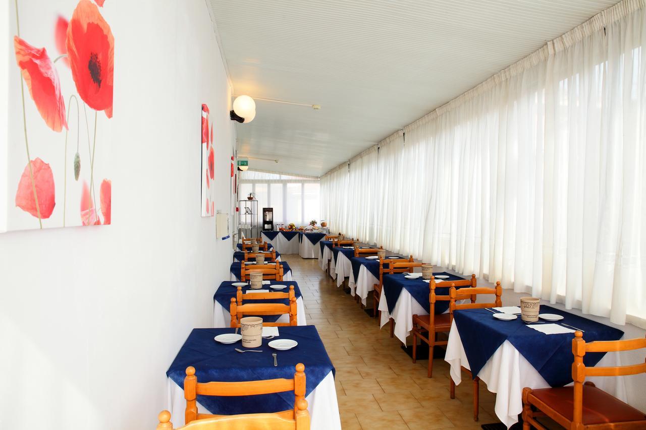 Hotel Lagomaggio Rimini Luaran gambar